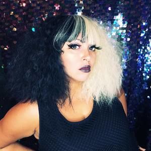 Meet your Seller, Emmy B!